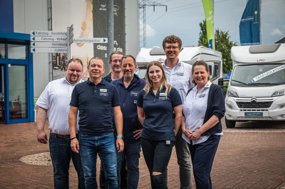 Das Team vom Freizeit-Center Albrecht auf dem Gelände in Winsen an der Luhe