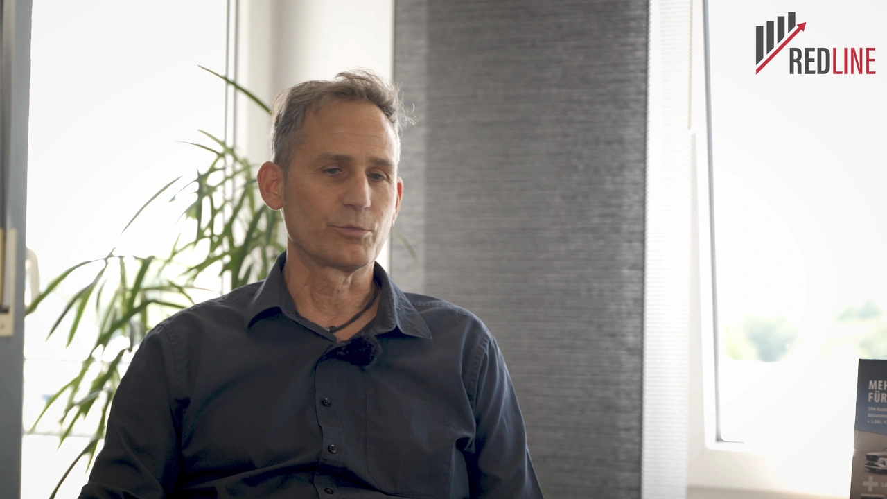 Andreas Kreissl im Interview im Autohaus Komet